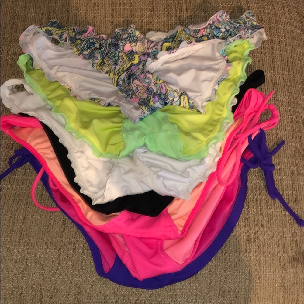 BUNDLE OF SWIM BOTTOMS